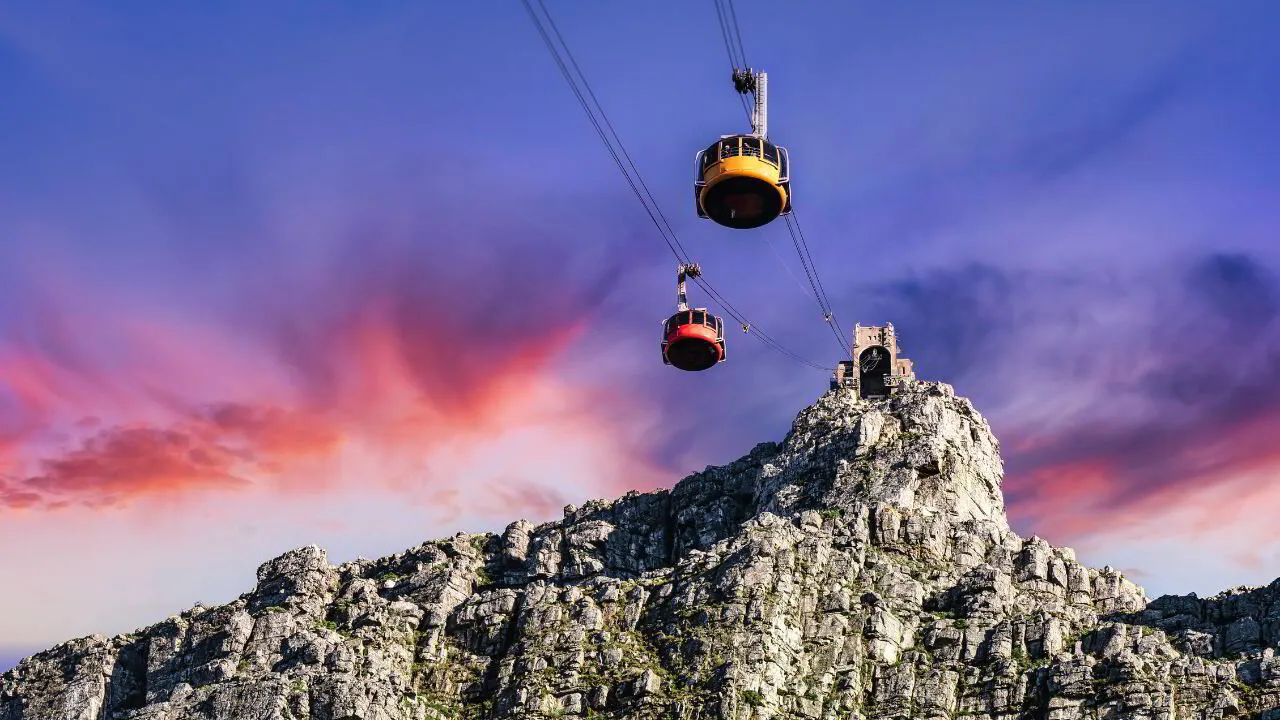Cable car morning when the wind report cooperates