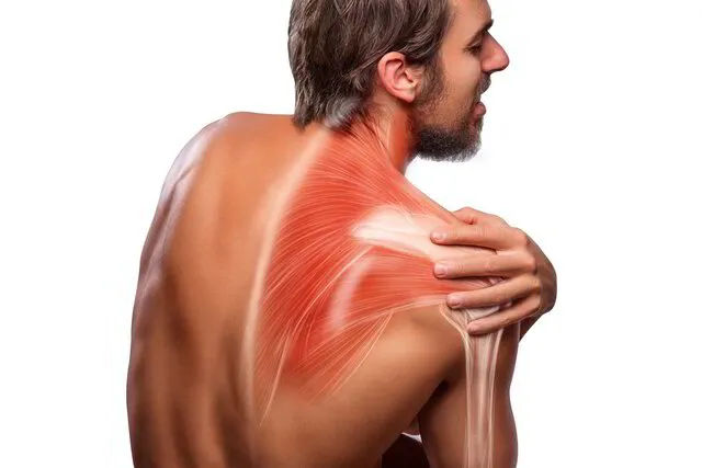 A man experiencing shoulder pain