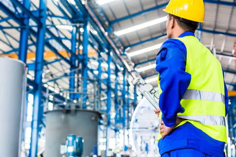 ¿Por qué los profesionales en mantenimiento industrial son indispensables en una planta?