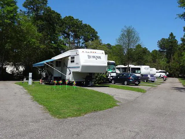 Top RV Park in Biloxi, MS: Peaceful Pines RV Park