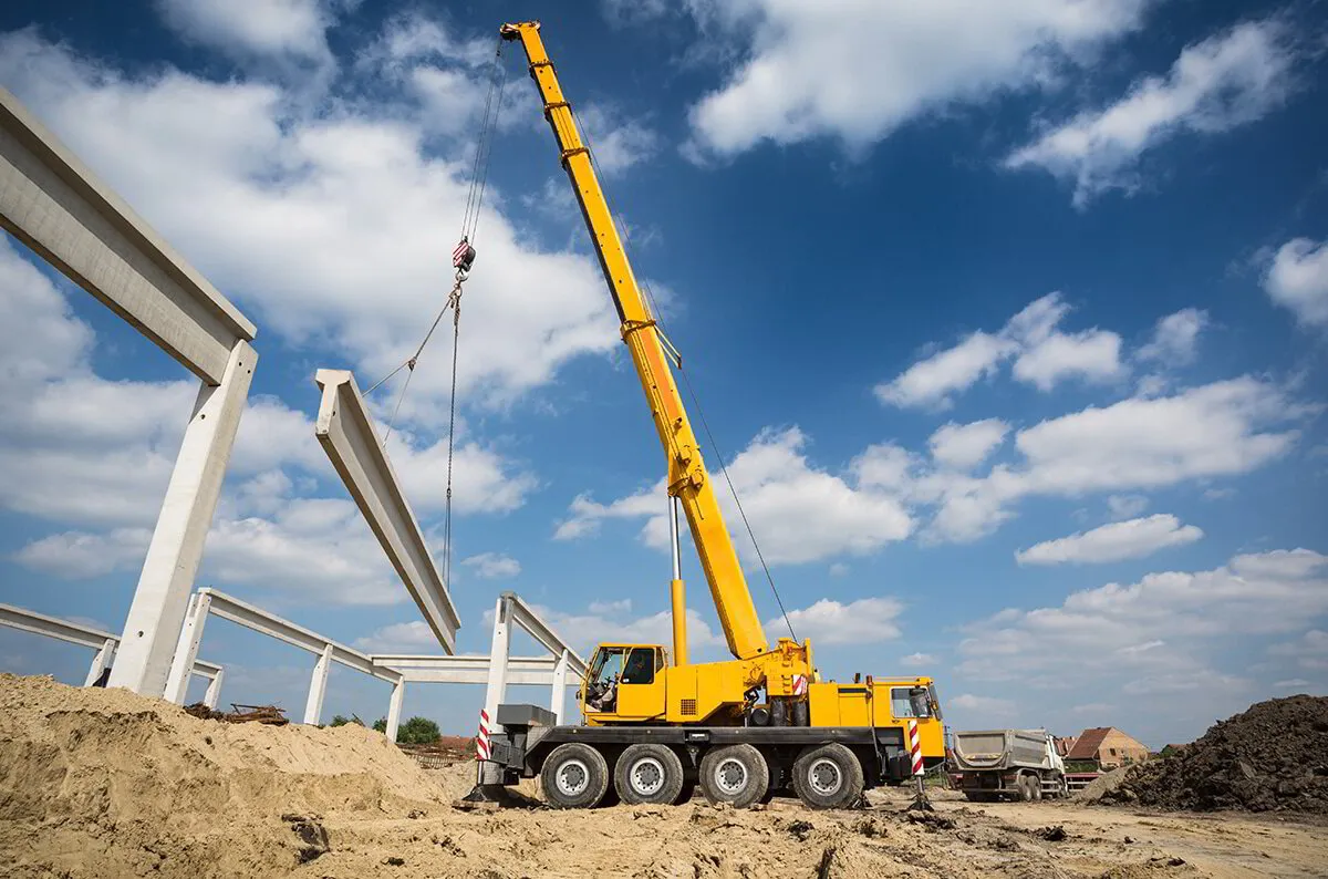 HOW LONG DOES IT TAKE TO A CRANE OPERATOR?