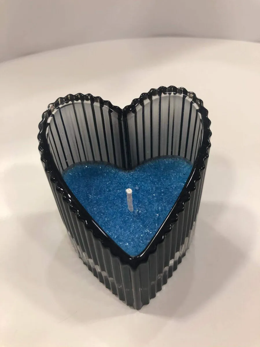 Essential candle "Heart" - blue