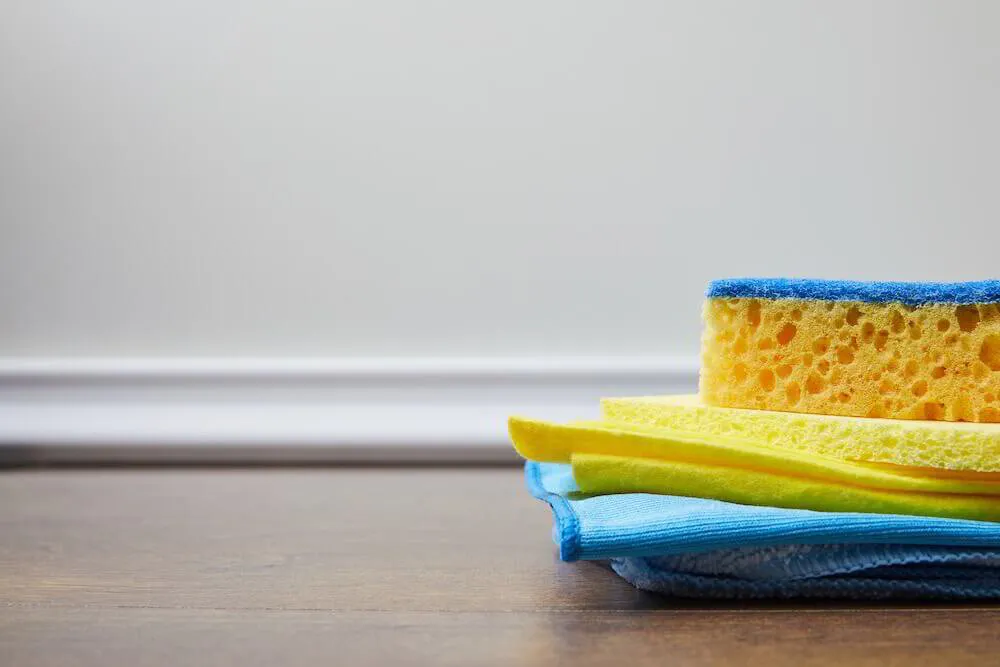 How to Clean Walls Without Damaging Paint: A Step-by-Step Guide