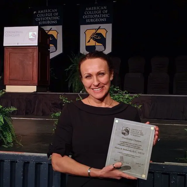 Dr. Hania B. Bednarski