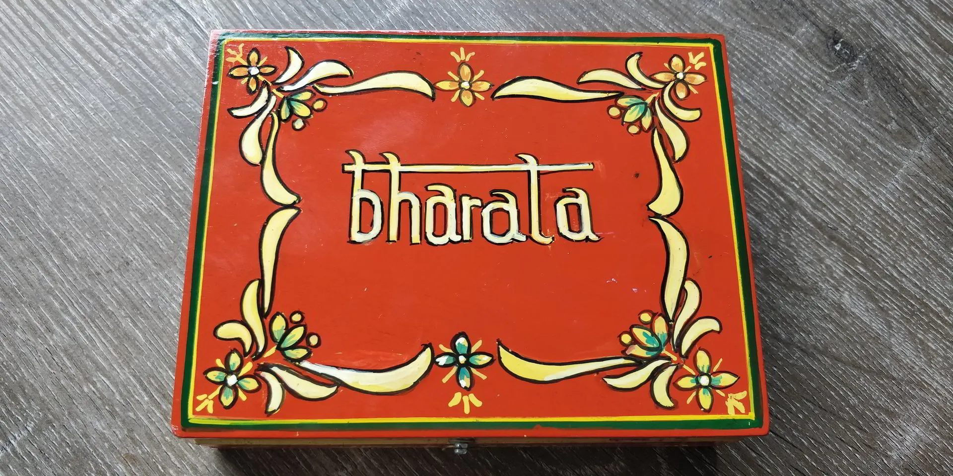 Bharata Collector's Edition box - Handpainted and lacqueured exclusive wooden box
