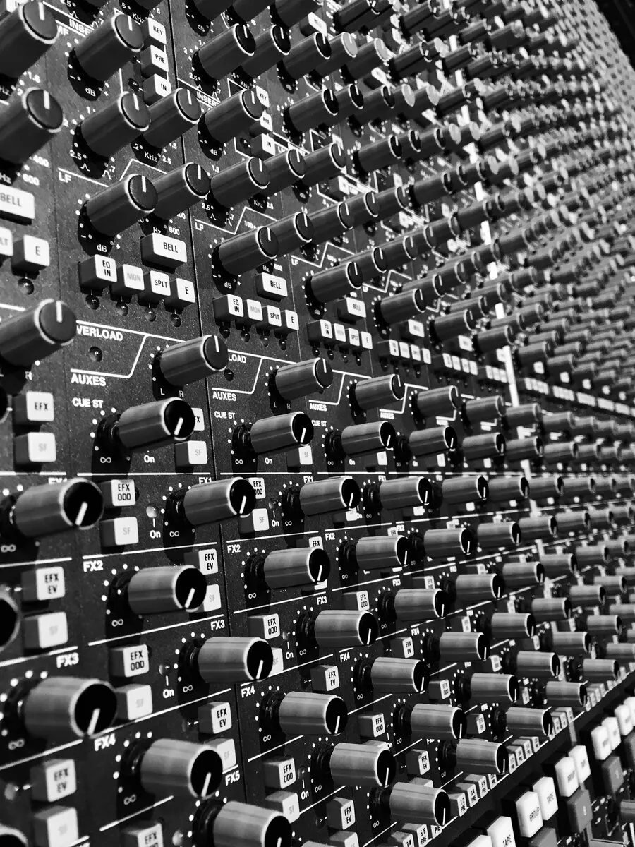 what-is-mixing-why-is-it-important-what-to-look-for-in-a-mixing-engineer