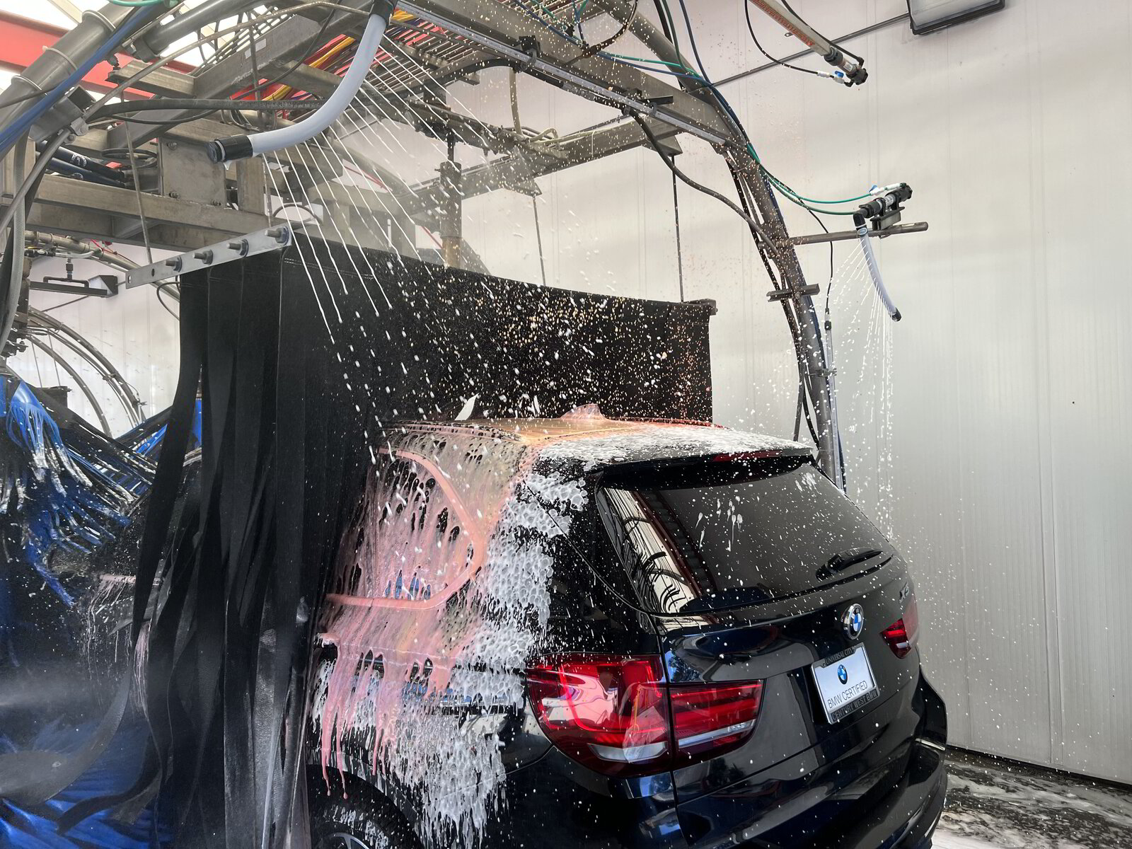 Sud's Up Express Car Wash Van Nuys, CA Location