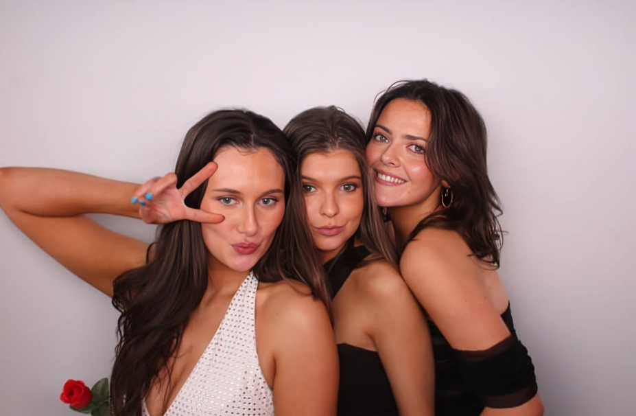 DEBS & Graduations | Photobooth Ireland