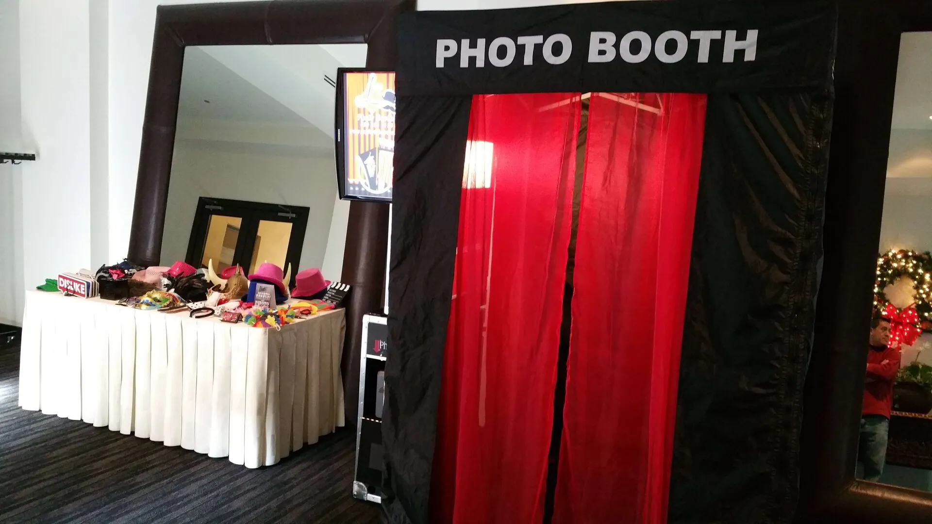 OPEN AIR photo booth rental