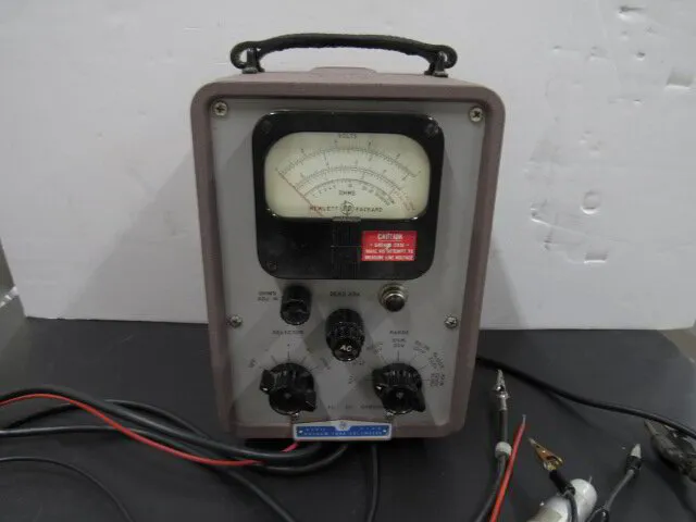 HP 410B Vacuum Tube Voltmeter