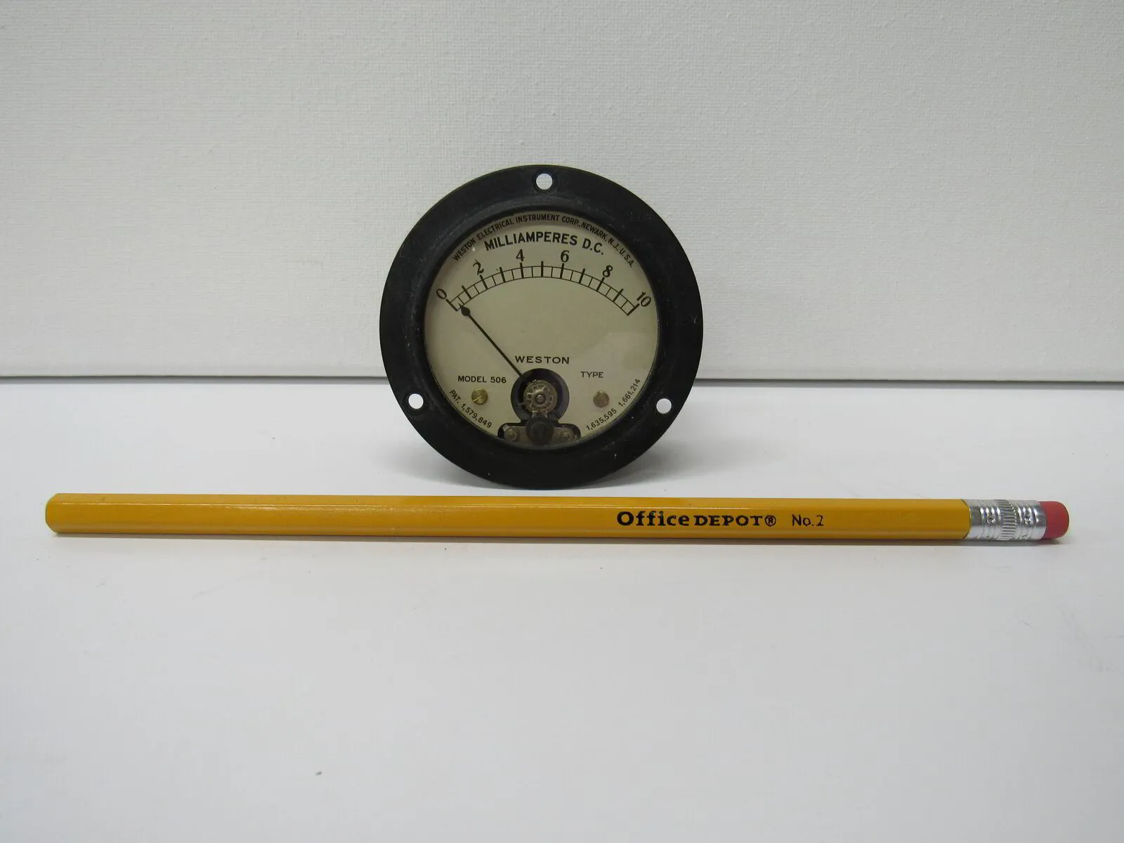 DC Milliammeter, 0-10 mA, 2″