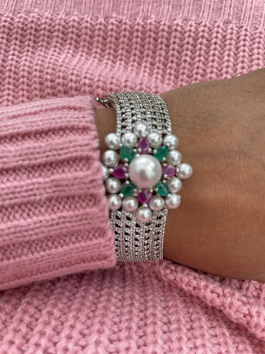 Diamond Bracelet With Pearls 