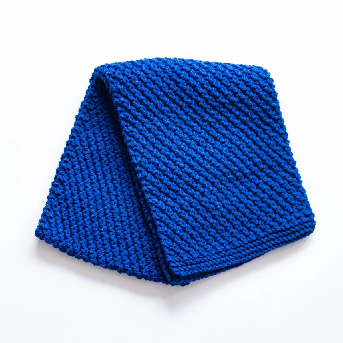 Вълнен класически шал в краско синьо