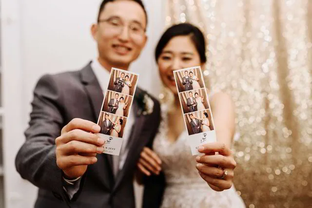 wedding photo booth custom overlays