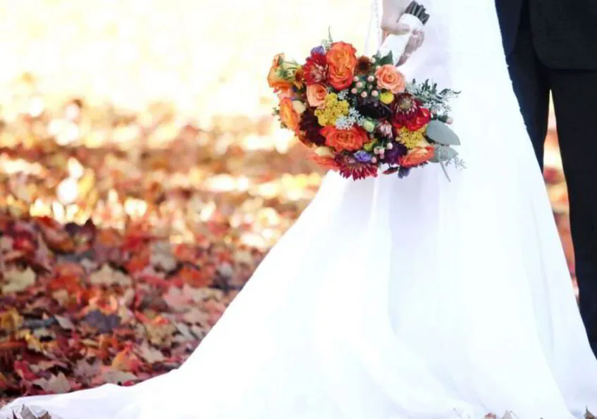 5 DIY Decorations for Your Wedding Just in Time for Fall!