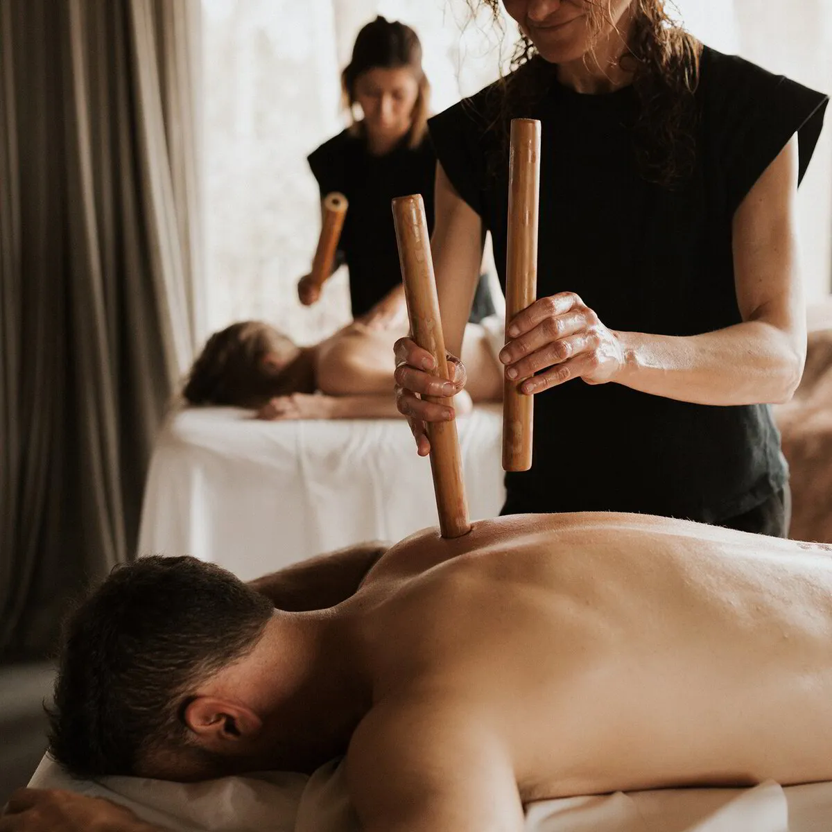 Masaje Con CaÃ±as De Bambu Masajes Con CaÃ±as De Bambu Paso A