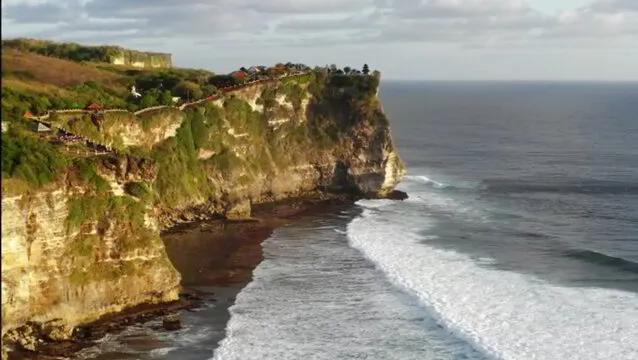 Where in the World is Juanita? - Season 1 - Episode 3: Bali Bliss: Culture and Serenity