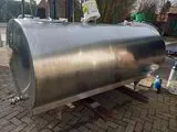 Mueller o-600, 2500 liter storage tank