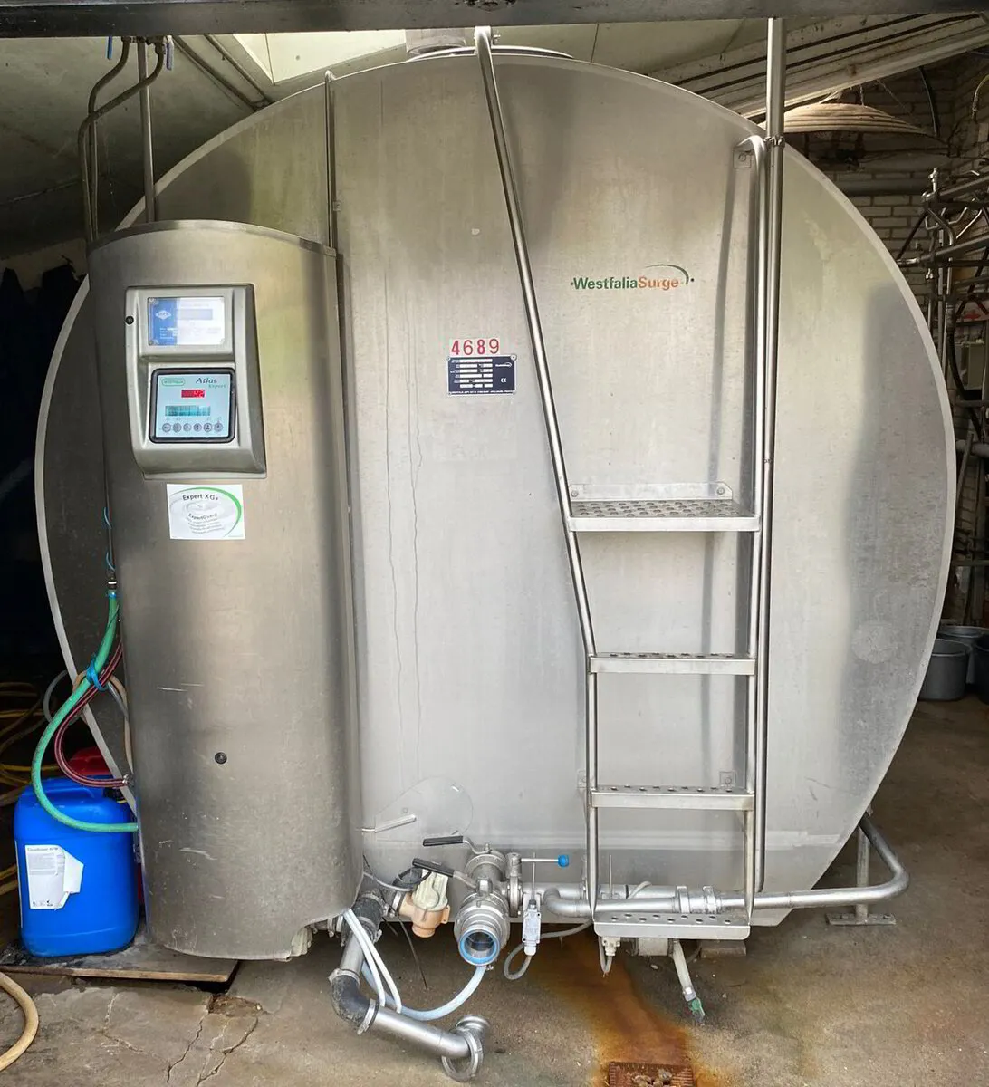 GEA Atlas 12.000 liter milk cooling tank