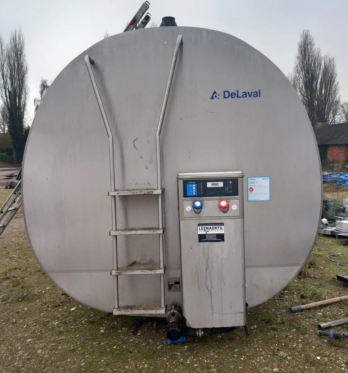 DeLaval DXCEM 20.000 liter milk cooling tank