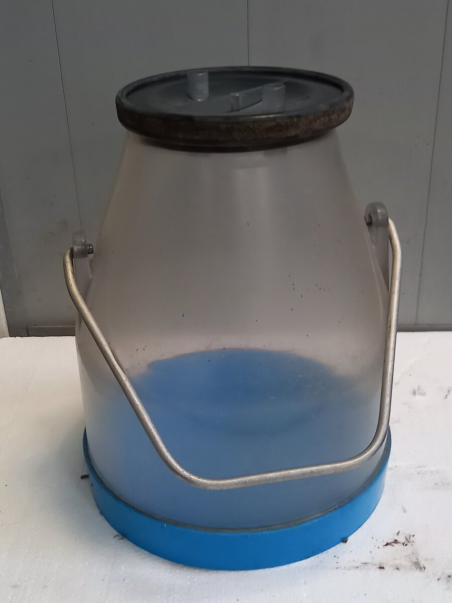 DeLaval Dump Bucket