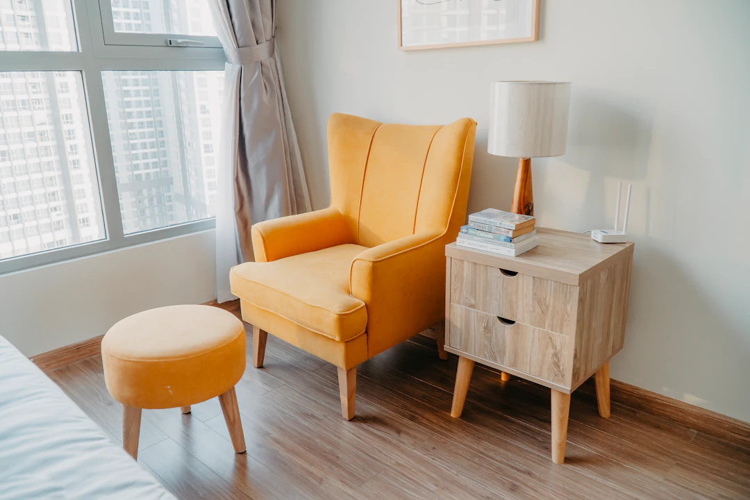Diana's Furniture