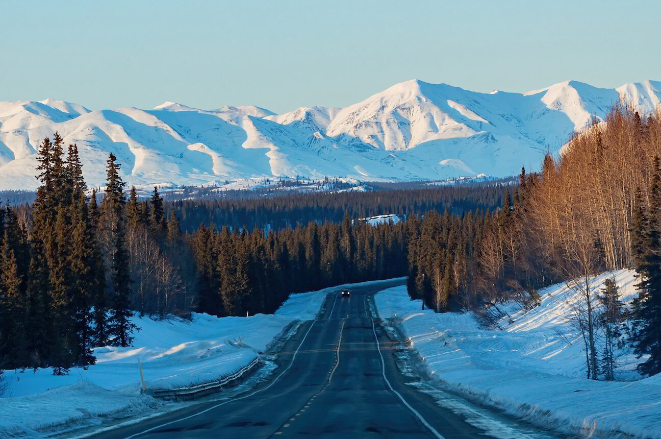 Must-Have Items for Your Vehicle in the Alaskan Winter