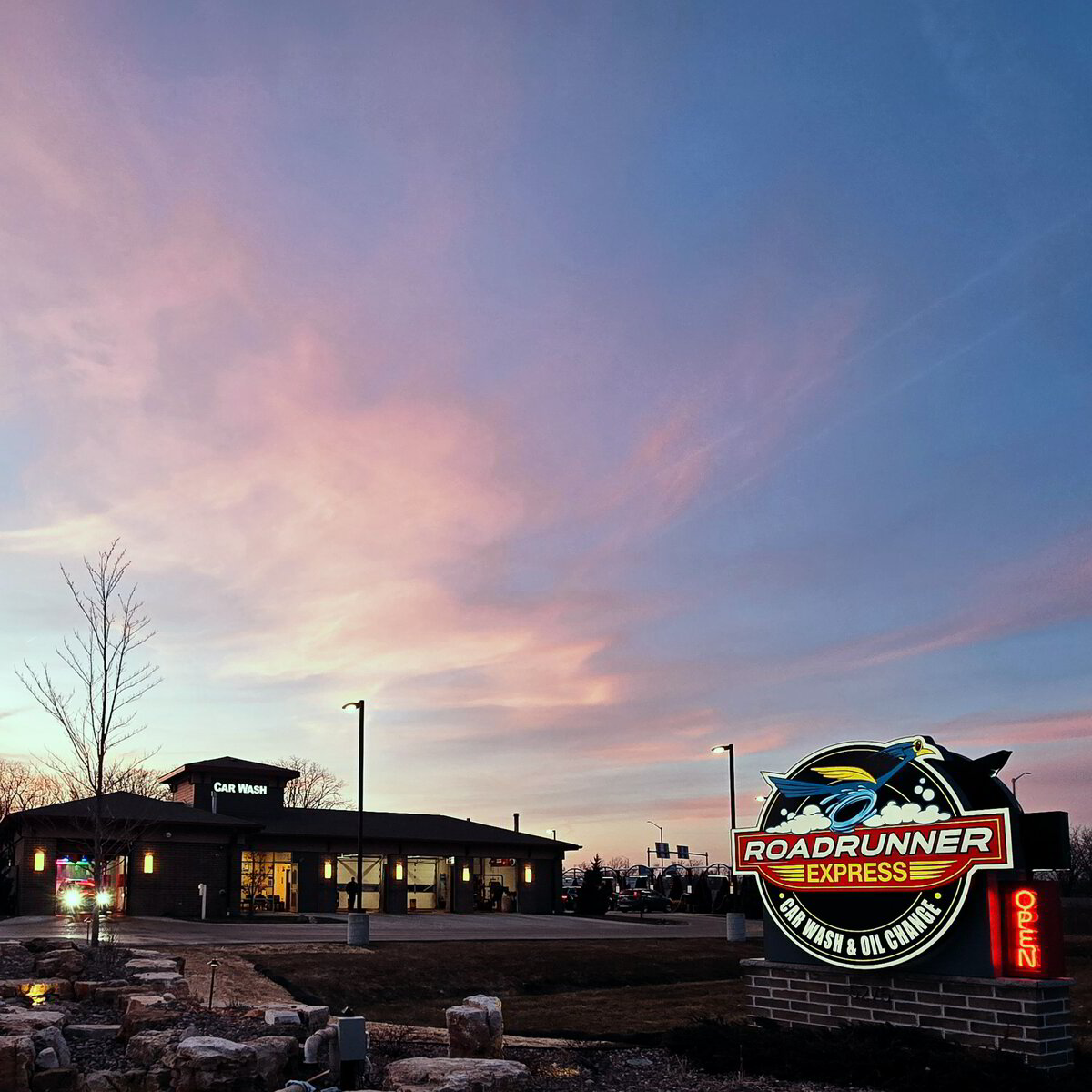 Roadrunner Express Car Wash & Oil Change New Berlin