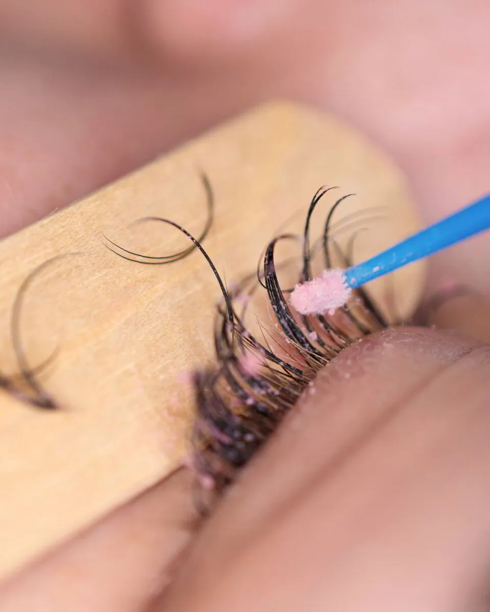 Sacado de Extensiones de Pestañas Las Condes, Vitacura , Providencia