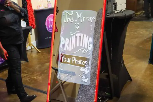 picture prefect photo booth - mirror air photo booth services