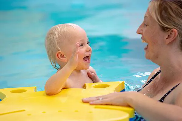 From Brainpower to Social Skills – How Swimming Helps your Child