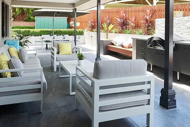 Need a fresh outdoor space for the Mackay lifestyle? Modure custom builds decks, patios, pergolas, carports, garages and sheds.