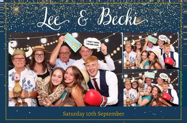 wedding photo booth hire - deluxe booths