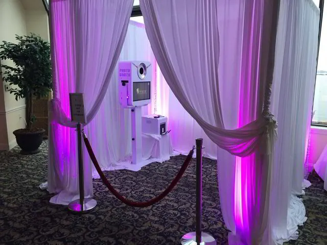 photo booth rental - ice blue event group