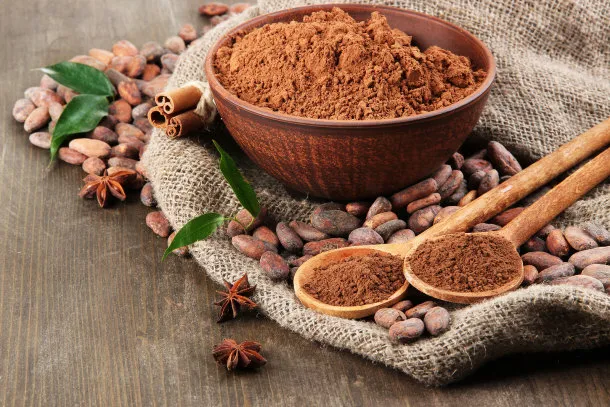 Каква е разликата между какаото и суровото какао?