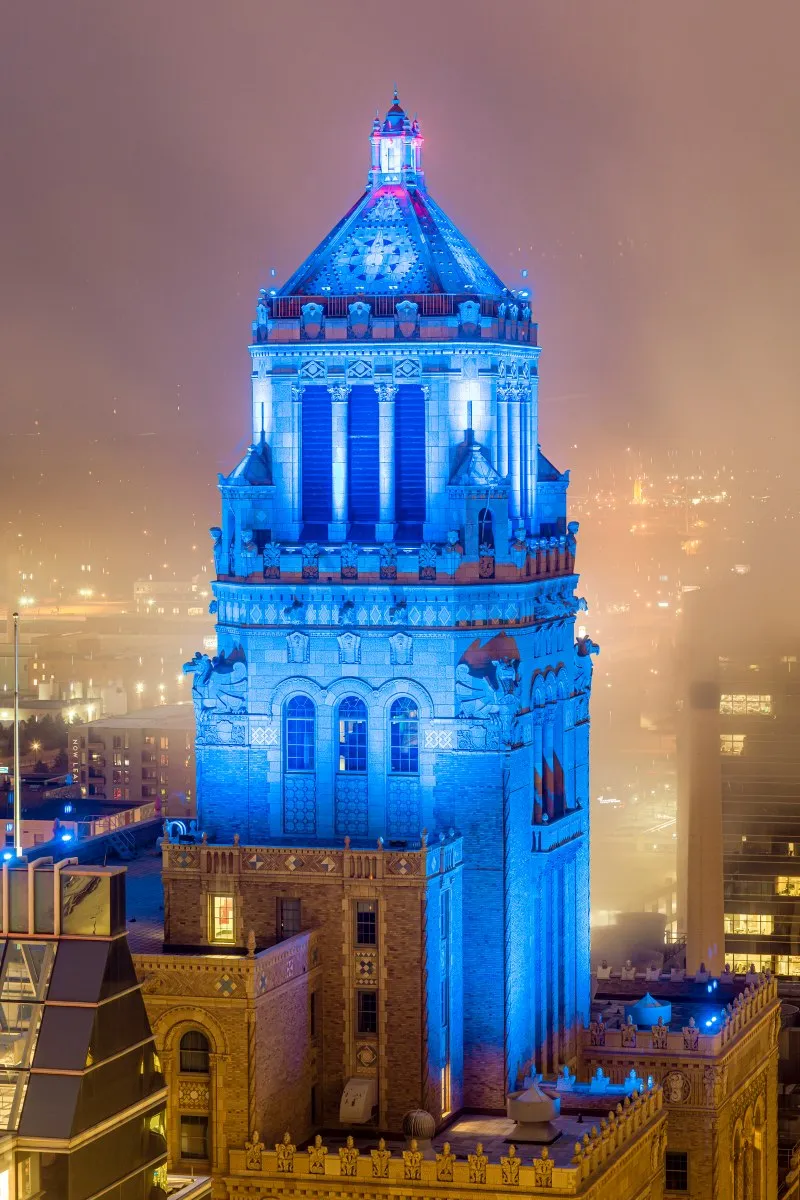 Plummer Building in Blue (V)