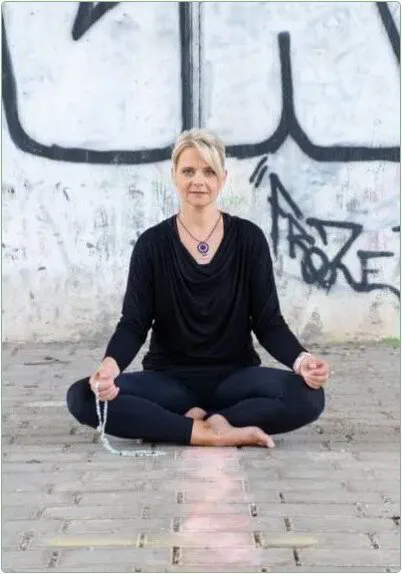 Betty Schnur Yoga Lehrerin Weißenfels