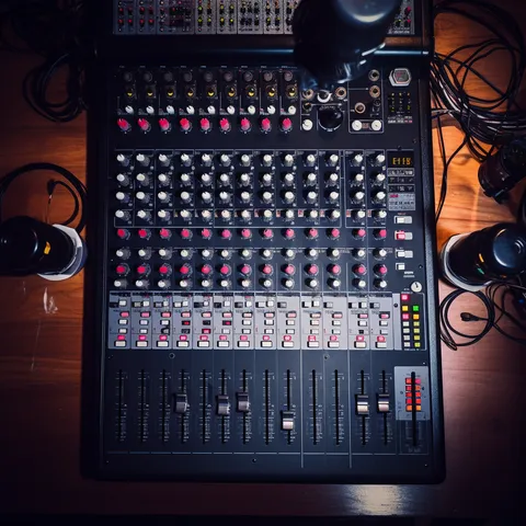 7 Equipment Essentials for Your Home Music Studio