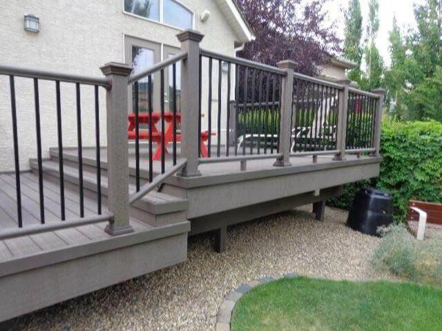 DuxxBak Decking and Frameless / Postless Glass Railings