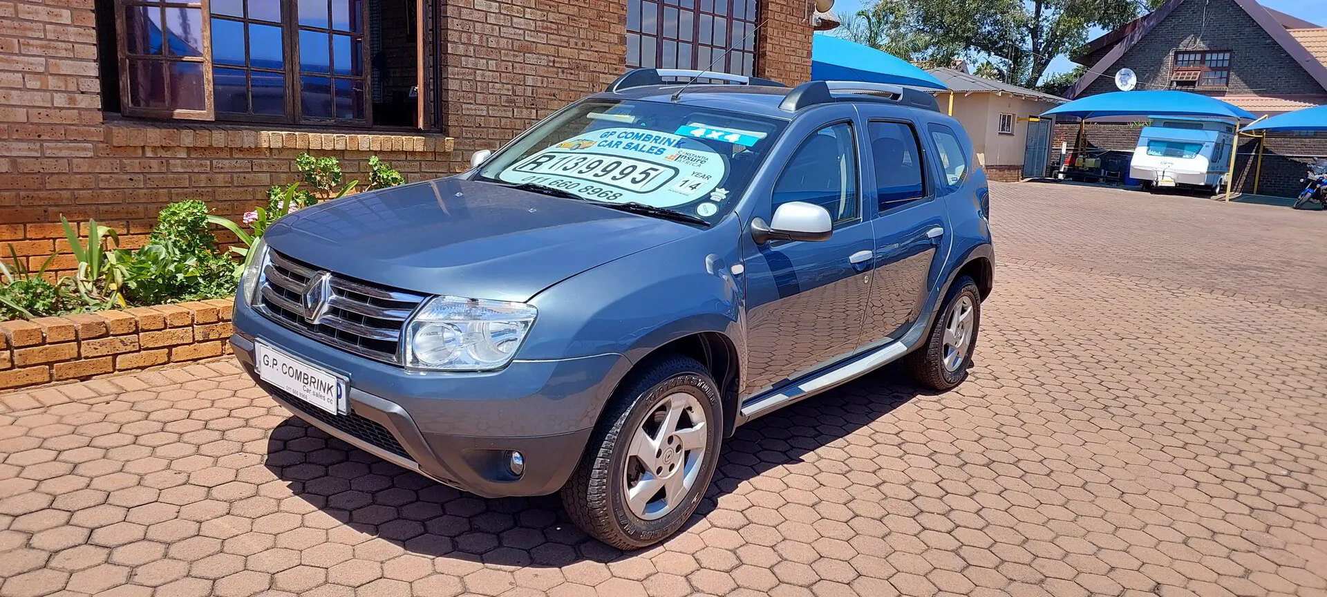 2014 Renault Duster 1.5 4wd (194 000km)