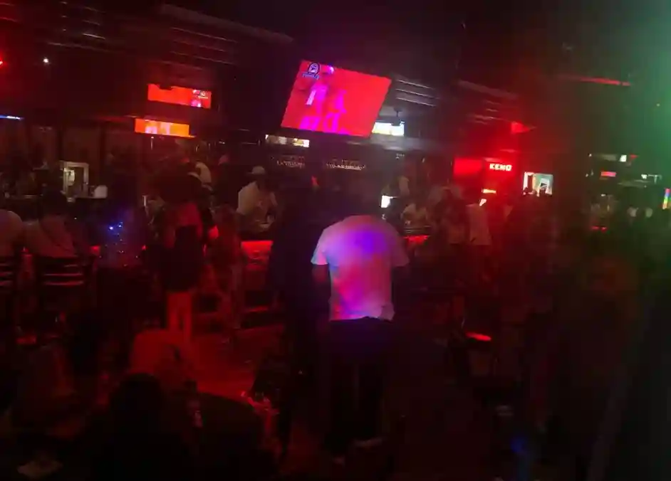 Bar photo 1