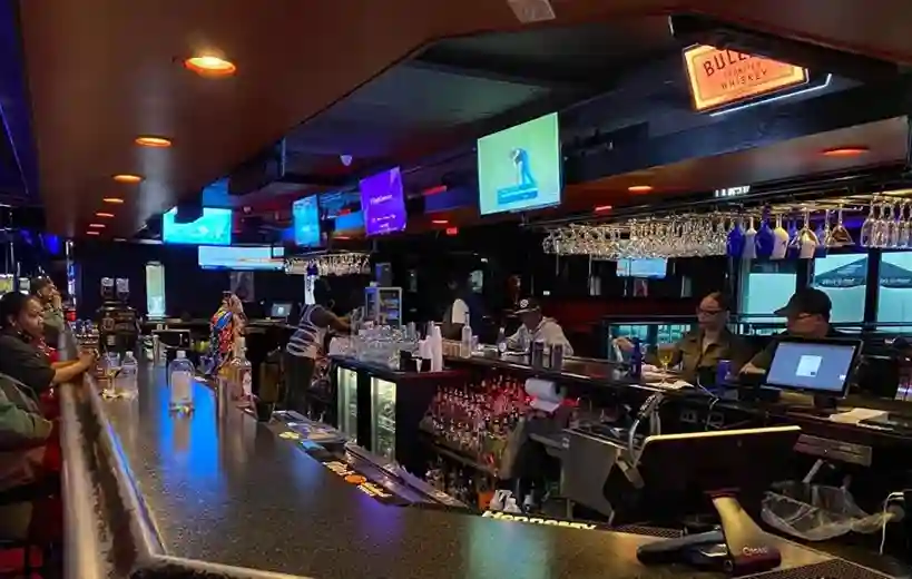 Bar photo 2