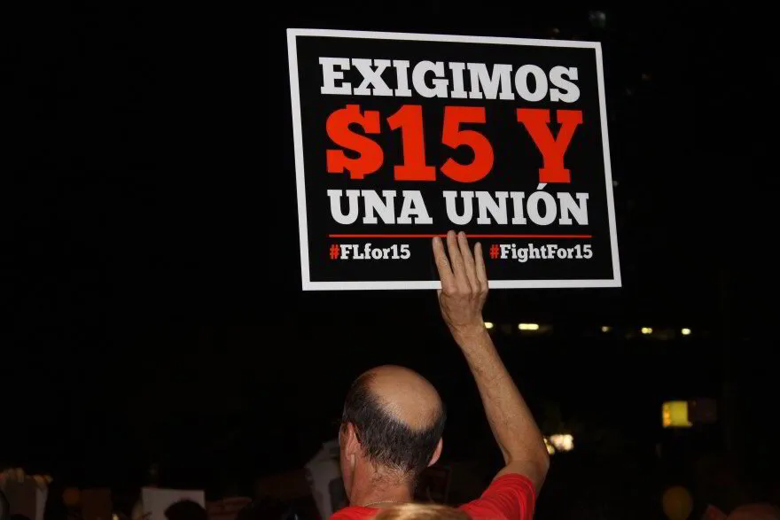 Miami Workers Come Out For Higher Wages On National Day Of Action 11/11/2015