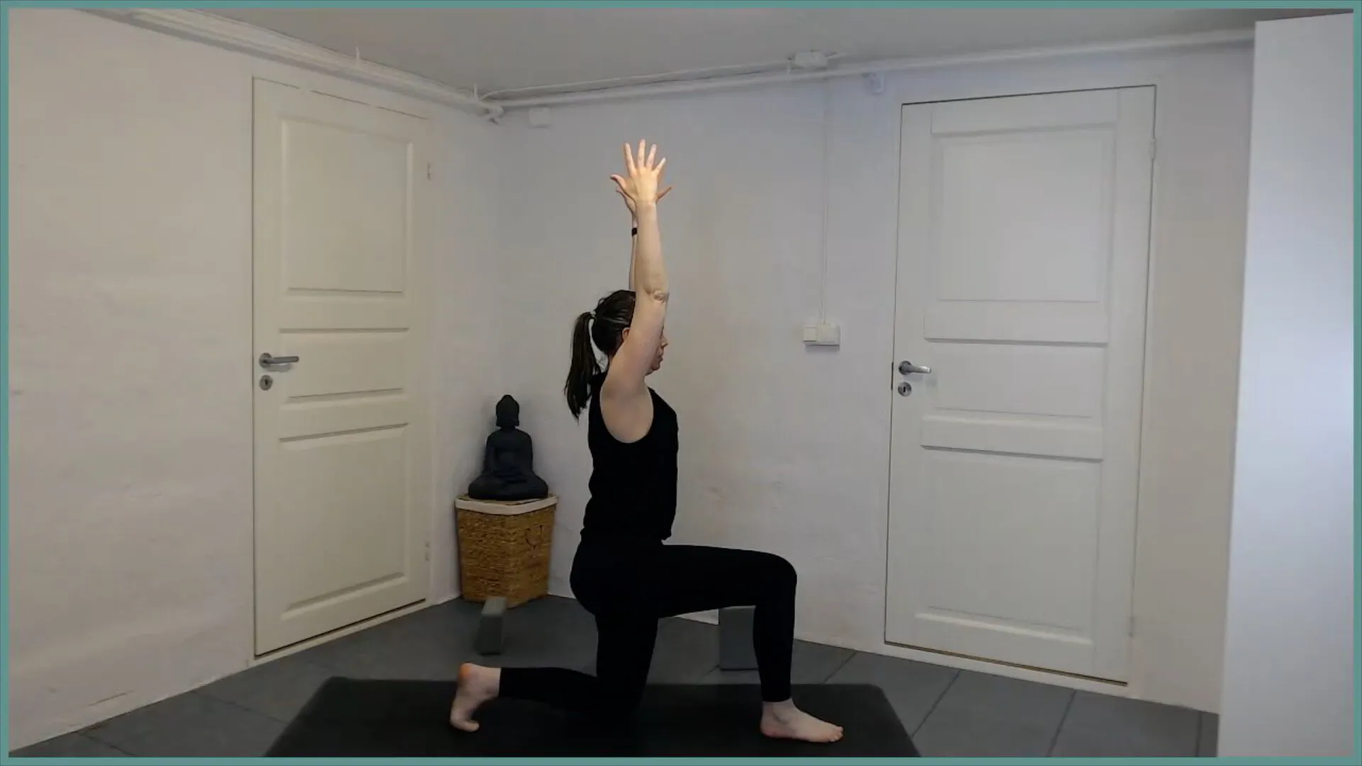 LYT Yoga Introduction - English, 45 min