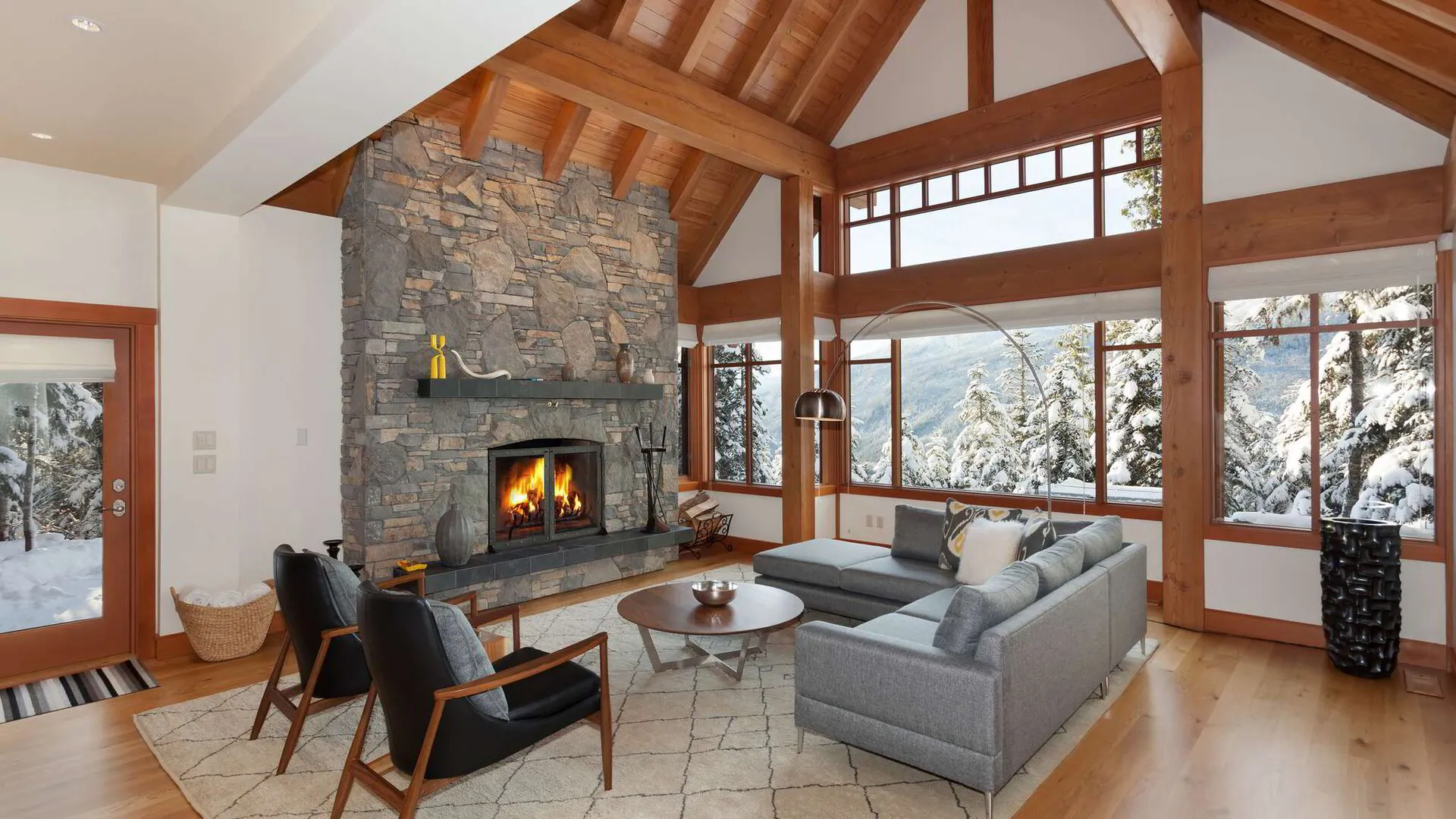 About Blackcomb Painting: Expert Painters in Whistler, Squamish, Pemberton, West Vancouver About Blackcomb Painting: Expert Painters in Whistler, Squamish, Pemberton, West Vancouver