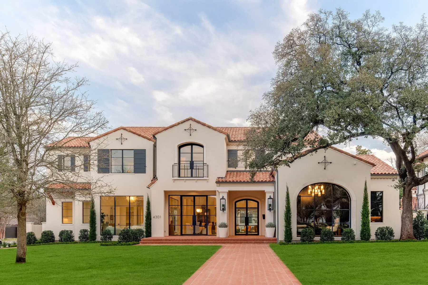 Alford Homes’ Armstrong Parkway Residence is For Sale in Highland Park 