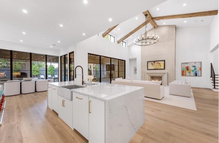 Photo inspiration: Visual Reference: Retrospective Of Luxury Designs Amenities And Decor In Custom Homes