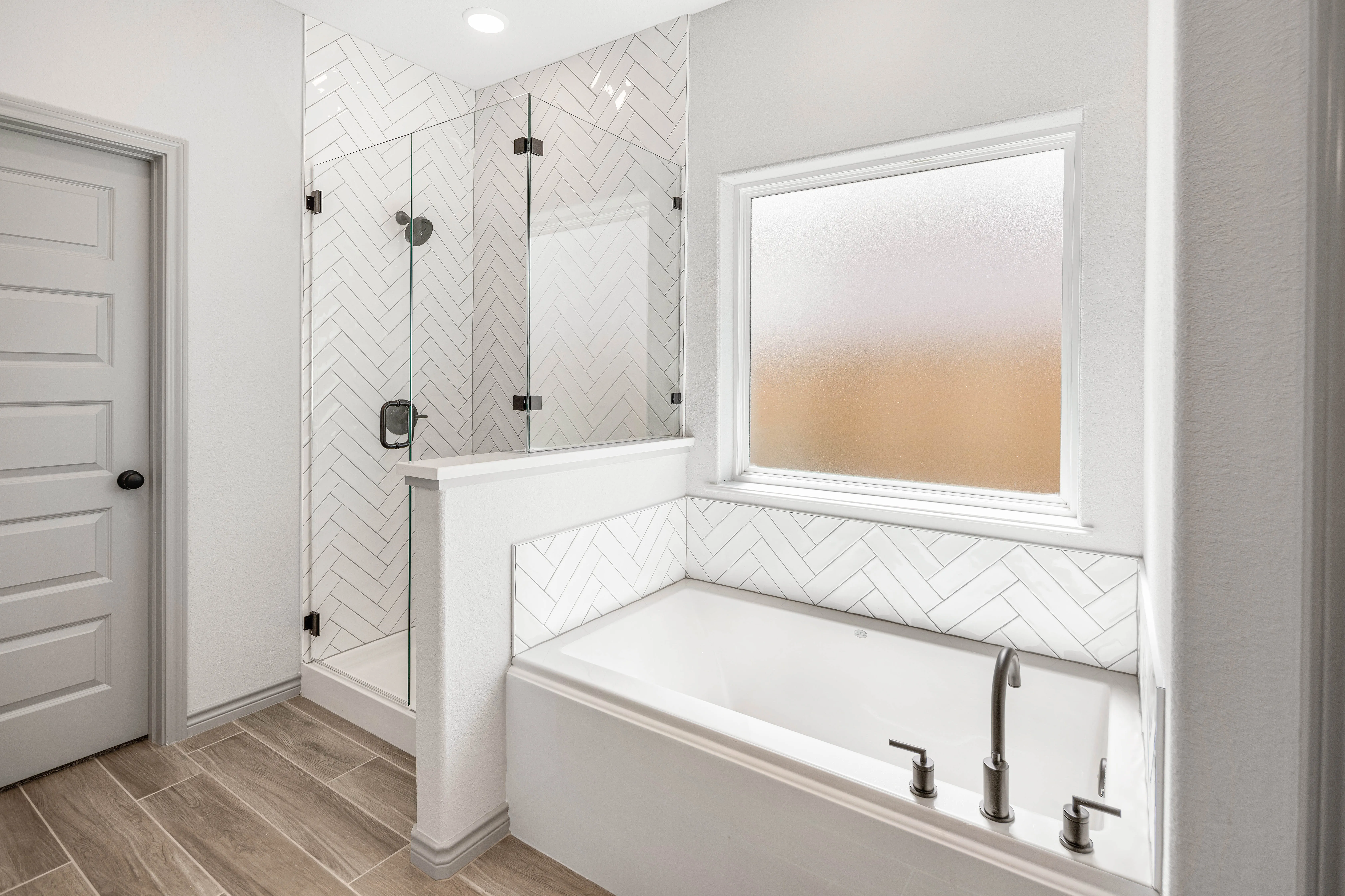 This is a Kaleo Homes master bathroom image for their new model home in Southern Pointe near College Station, TX.