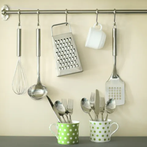 5 Ways to Cut Clutter in Your Kitchen