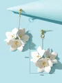 Обеци с цветя PERFECT WHITE в златисто